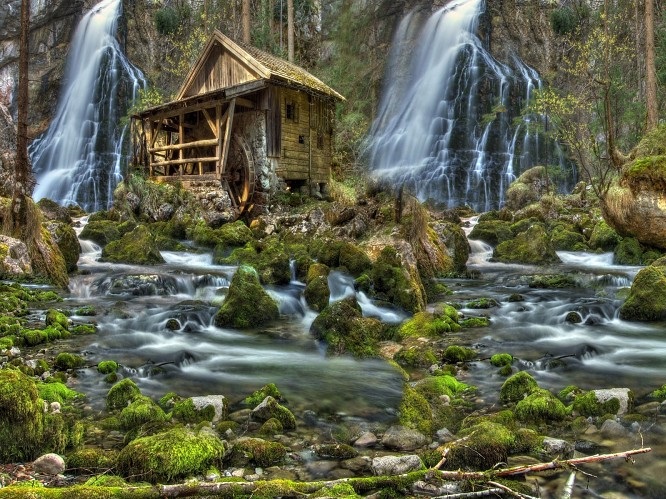 Bos watervallen. legpuzzel online