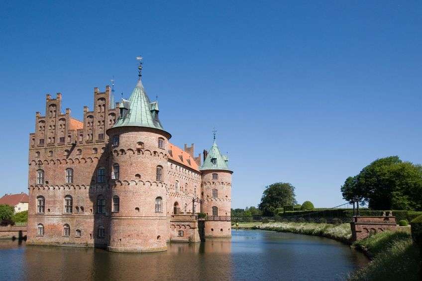 Slott i Fuen, Danmark. Pussel online