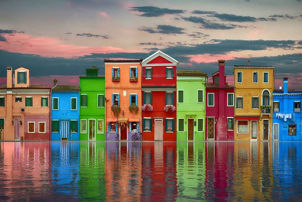 Kleurrijke huizen. online puzzel