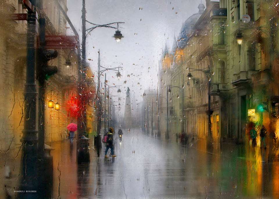 Старый город под дождем. онлайн-пазл