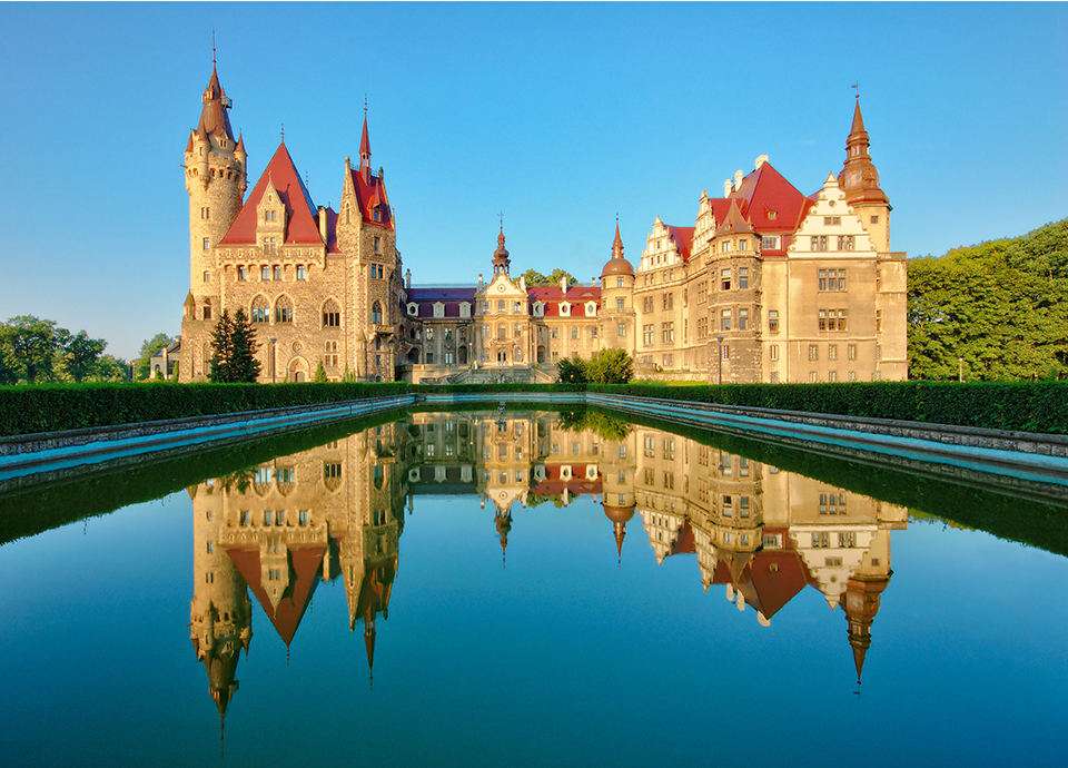 Château à Moszna puzzle en ligne