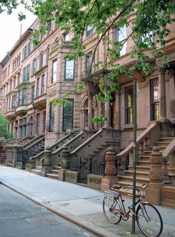 Harlem - tenement houses online puzzle