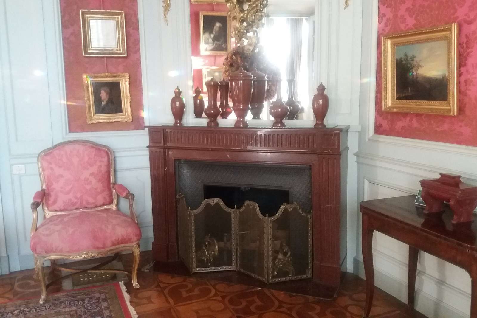 Interiorul palatului. puzzle online