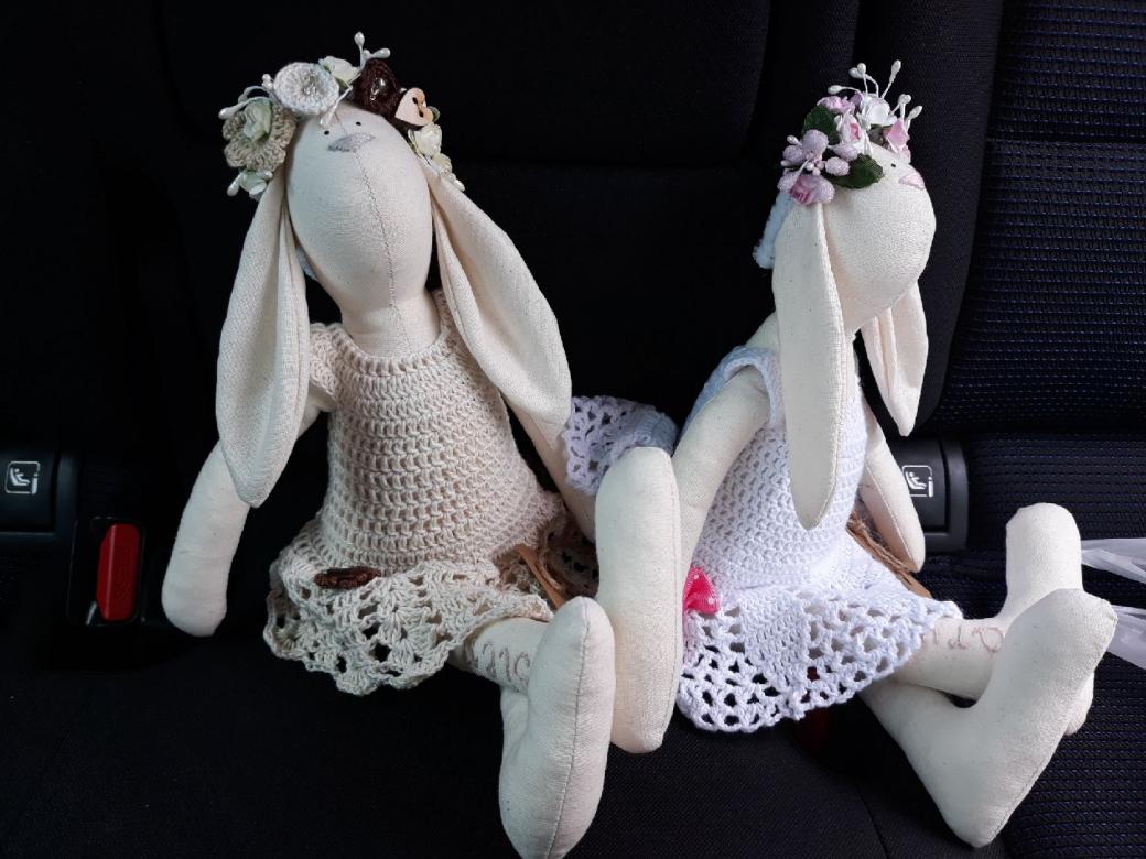 Кукли в рокли с плетене на една кука онлайн пъзел