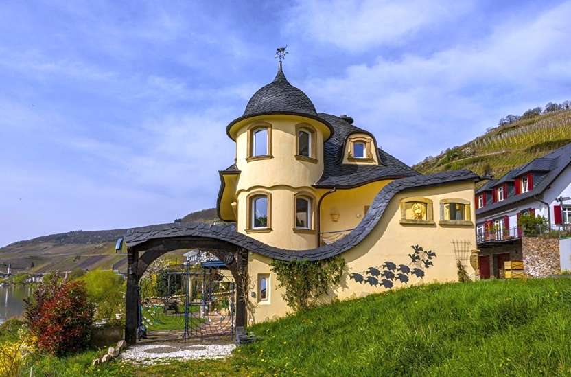 Egy fantasy house kirakós online