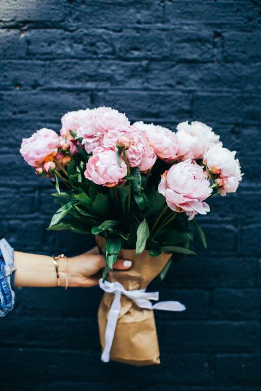 Rózsaszín virágok kirakós online