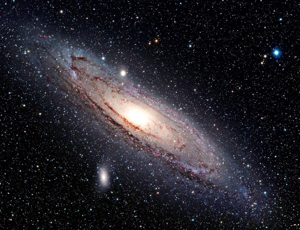 Andromeda - galaxen pussel på nätet