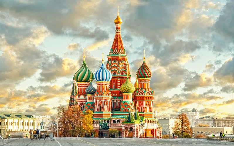 Ο καθεδρικός ναός του Αγίου Πατρικίου Βασίλειος στη Μόσχα online παζλ
