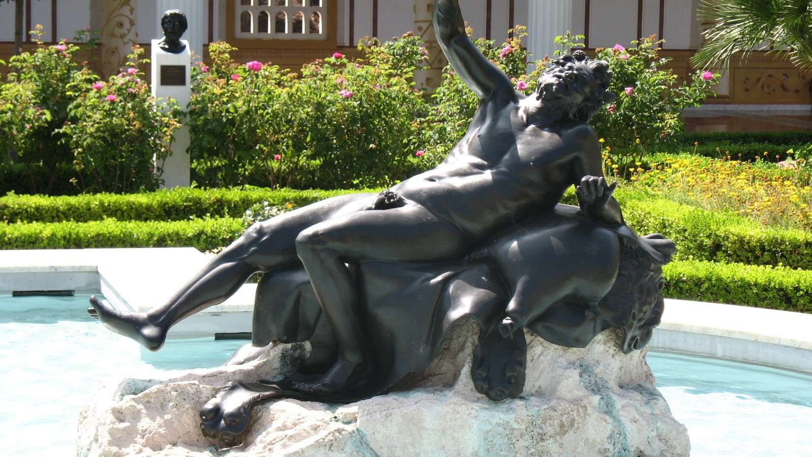 Скульптура, фонтан. онлайн-пазл