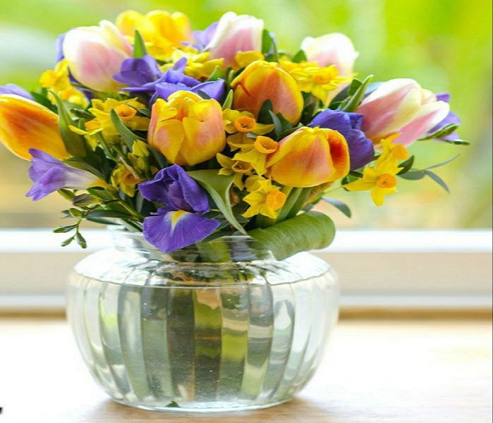 Пролетни цветя - пъзел онлайн пъзел