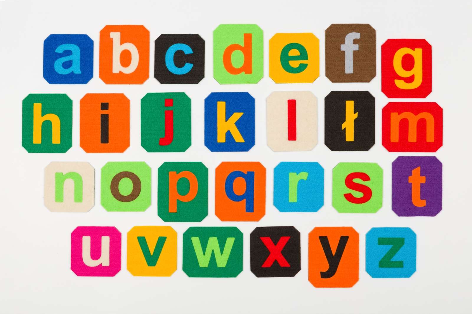 Colorful letters online puzzle