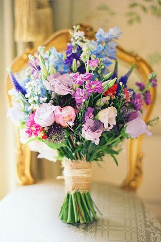 Букет от диви цветя онлайн пъзел