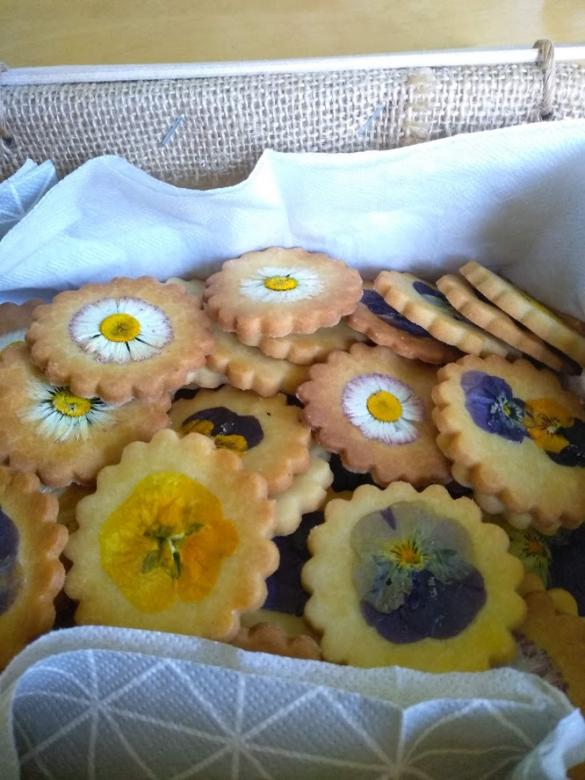 biscoitos de flores puzzle online