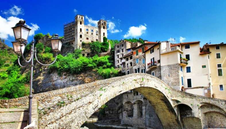 Oude brug, Ligurië legpuzzel online