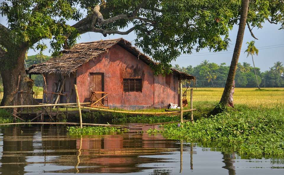 Εξοχικό σπίτι δίπλα στη λίμνη online παζλ