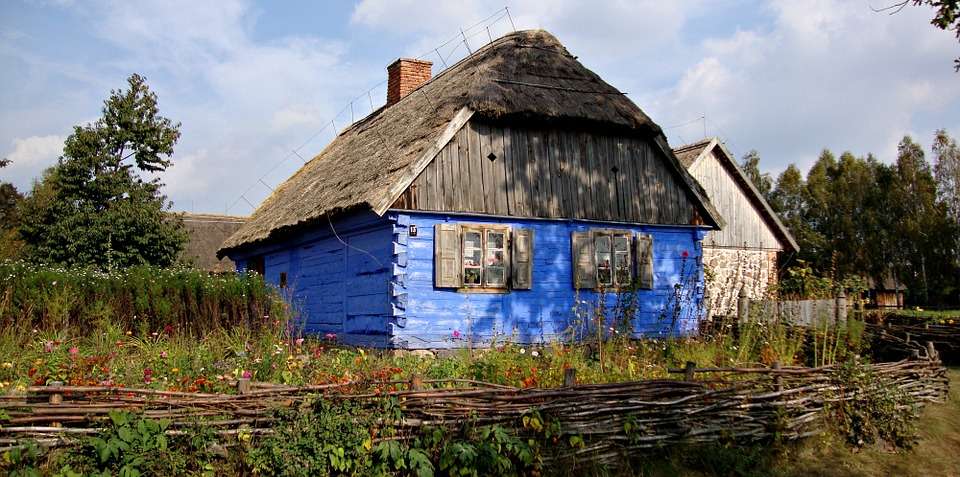 Blue house jigsaw puzzle online