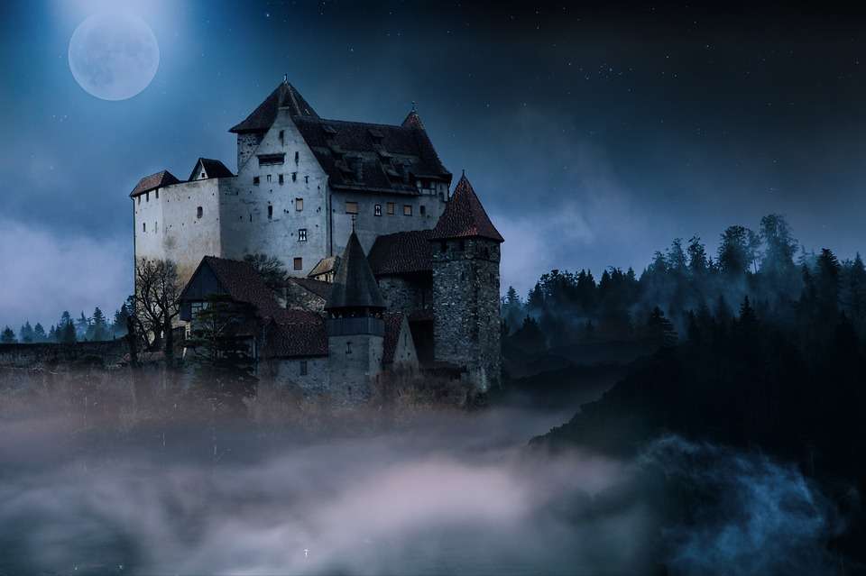 Castelo escuro puzzle online
