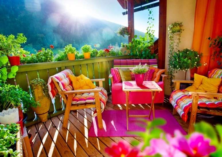 сонячний, барвистий балкон головоломка