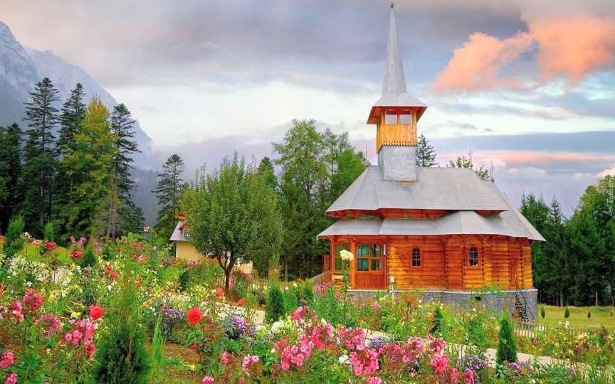 Church in a mountain environment. online puzzle