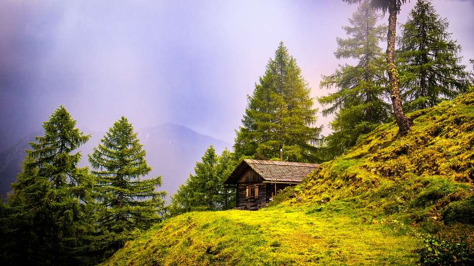 Εξοχικό σπίτι στα βουνά online παζλ