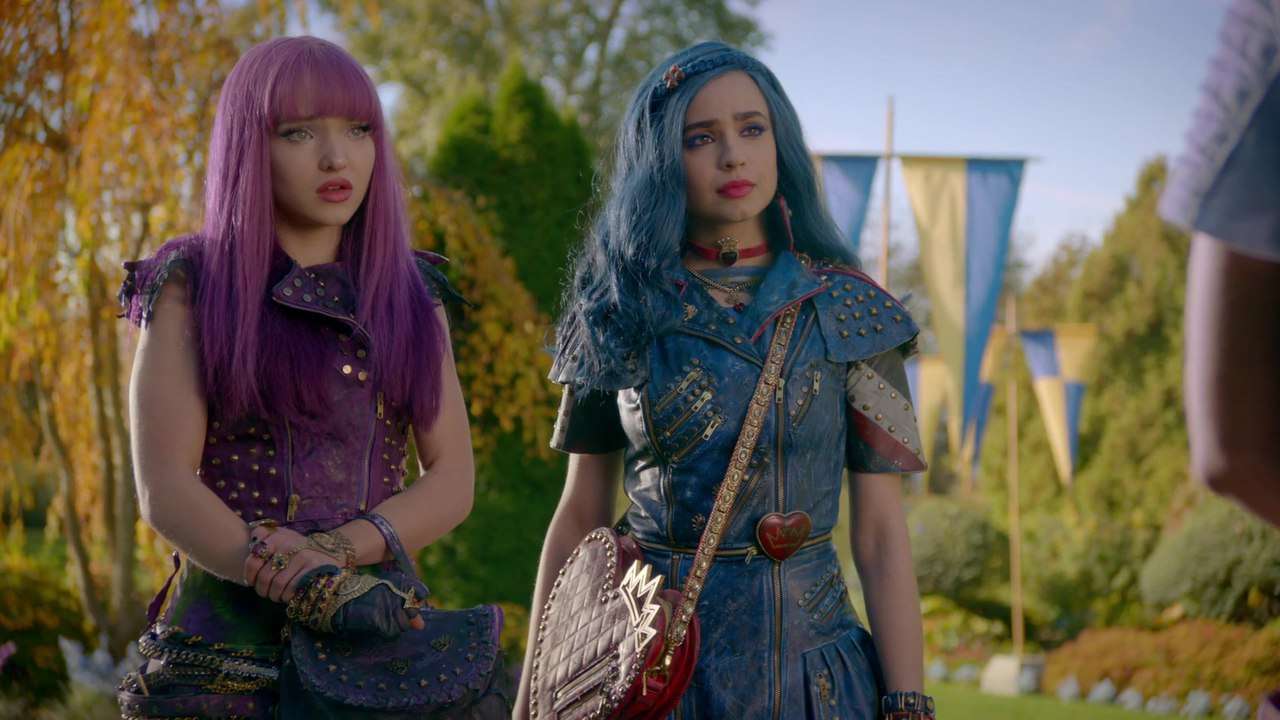 Mal and Evie jigsaw puzzle online