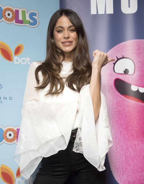 Martina Stoessel jigsaw puzzle online