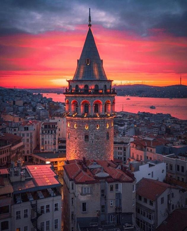 Sonnenaufgang über Istanbul in der Türkei Online-Puzzle