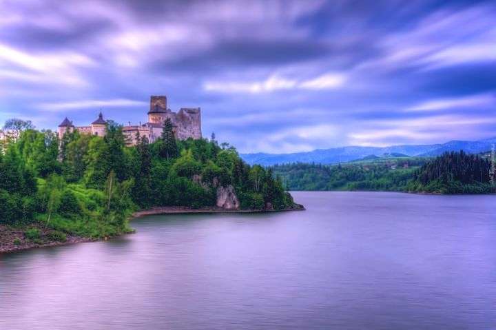 Landschaft mit einer Burg Online-Puzzle