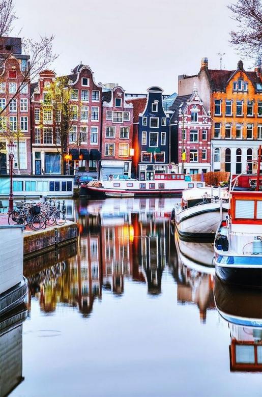 mångfärgad Amsterdam pussel på nätet