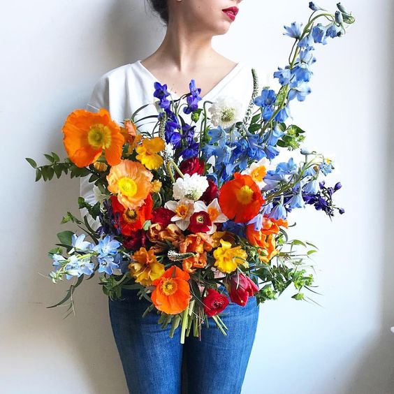 Blomsterhandlare med blommor Pussel online