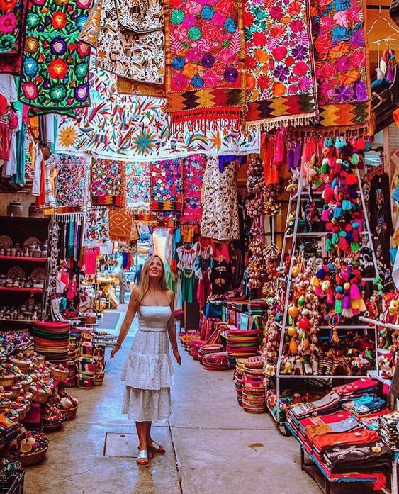 Kouzla barevného Mexika skládačky online