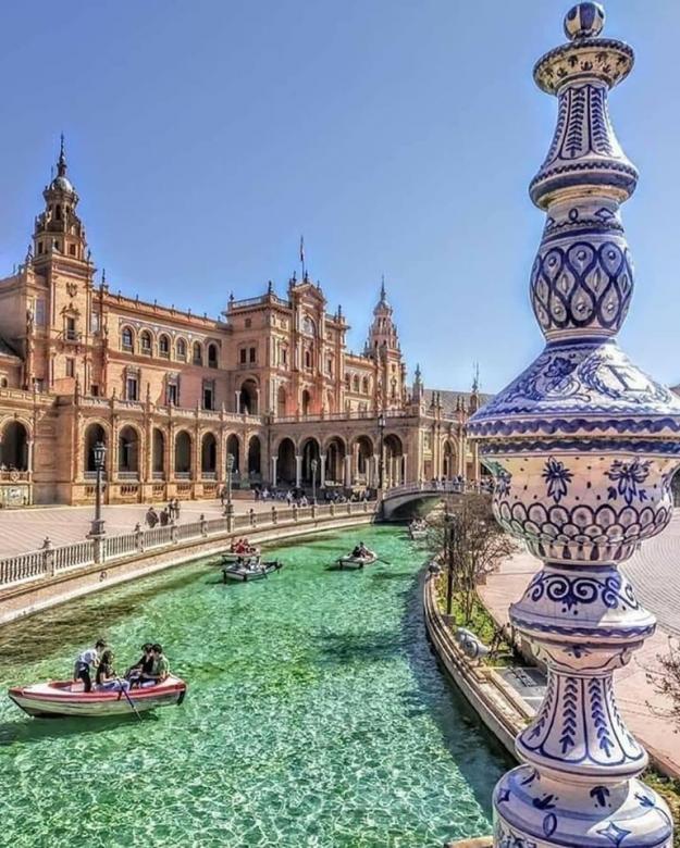 Sevilla, Spania jigsaw puzzle online