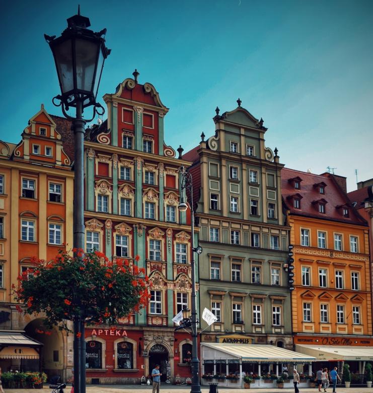 Hermosas viviendas en Wroclaw rompecabezas en línea