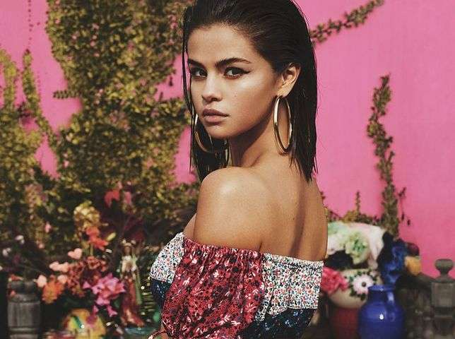 Selena Gomez 32 pussel på nätet