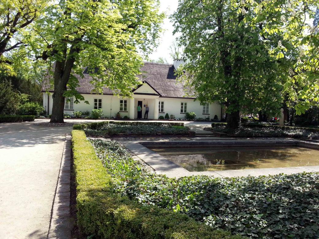 Das Herrenhaus von Żelazowa Wola Chopin Online-Puzzle