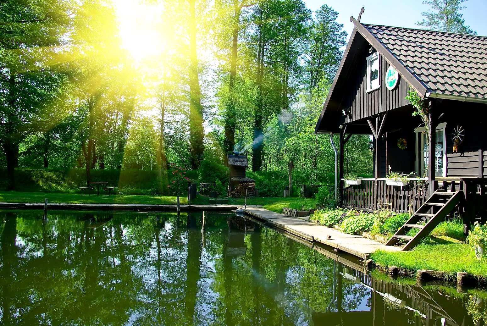 Cottage sul lago puzzle online