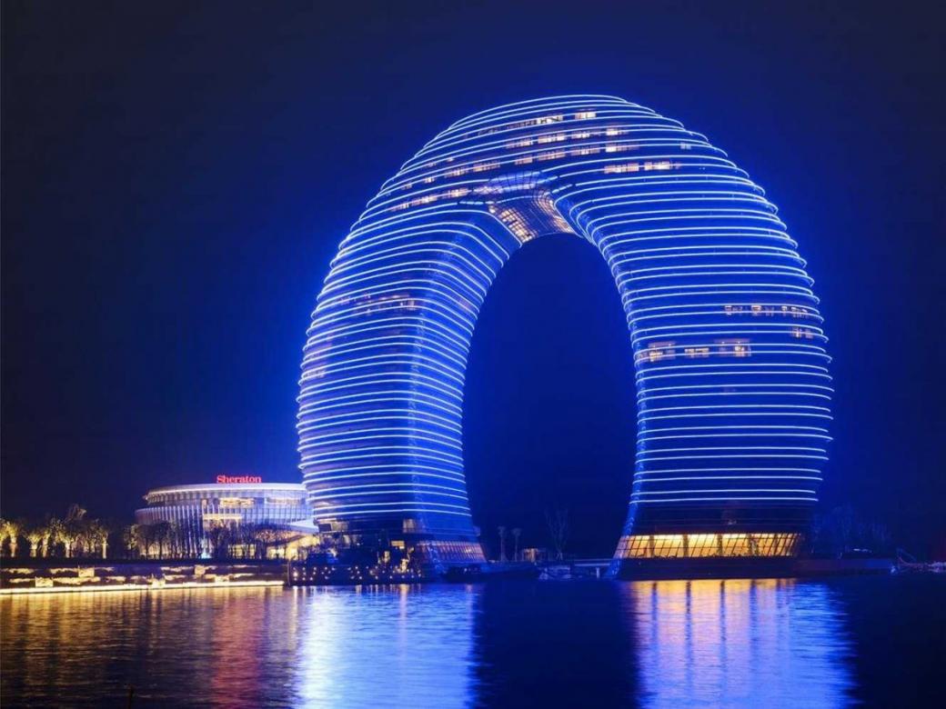 Будівля в Китаї. онлайн пазл