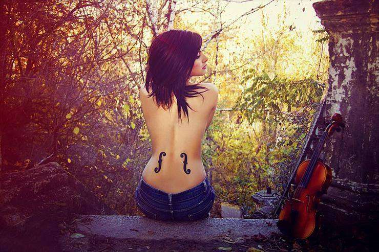 žena housle hudba skládačka