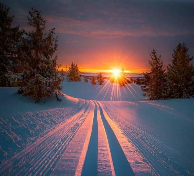 Χειμερινό ηλιοβασίλεμα. παζλ online