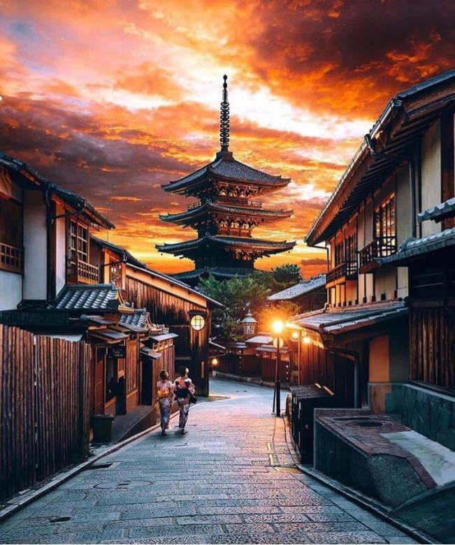 Západ slunce v Kjótu, Japonsko skládačky online