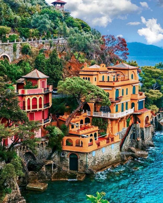Lieux mystérieux à Portofino puzzle en ligne