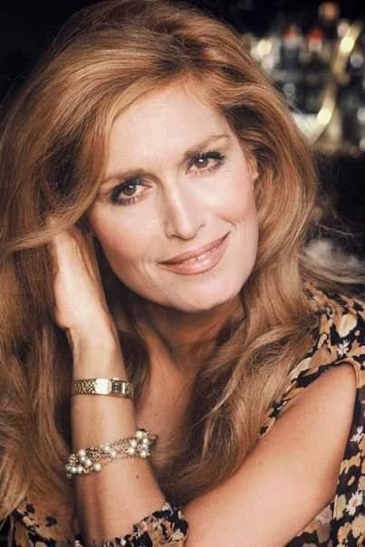 Dalida star with a wonderful smile online puzzle
