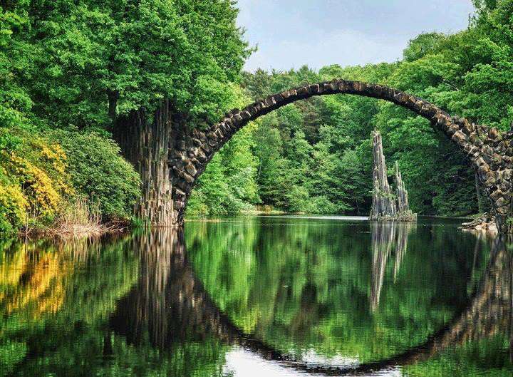 Antico ponte, Kolpino, Russia puzzle online