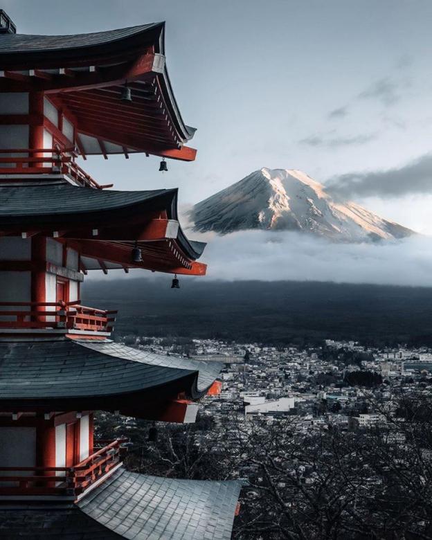 με την Ανατολή στην Ιαπωνία online παζλ