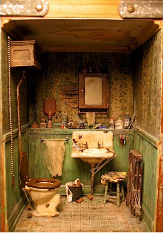 Toaleta po staru puzzle online