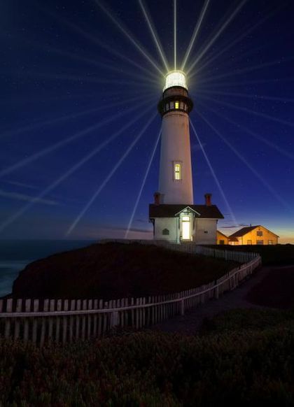 lighthouse at night jigsaw puzzle online