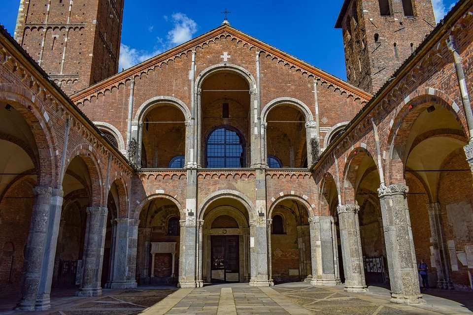 Kerk van Sant'Ambrogio legpuzzel online