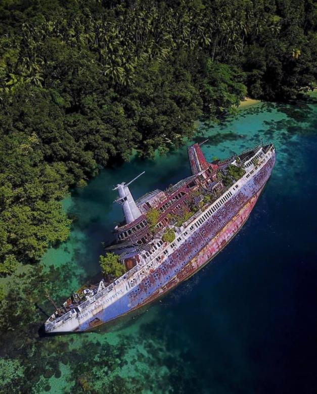 Ilhas Salomão, naufrágio alemão puzzle online