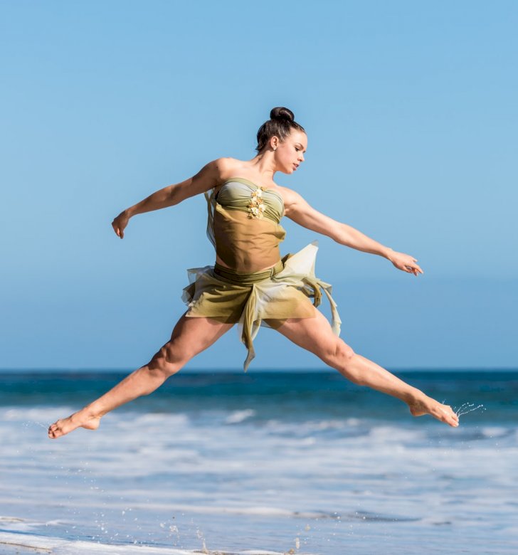 Dansare: Sydney Zmrzel Pussel online