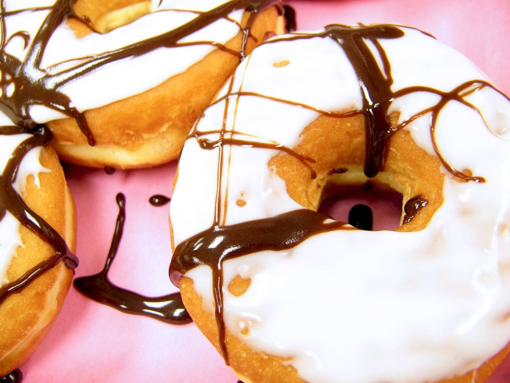 Donuts med glasyr pussel på nätet